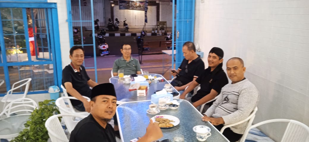 Pertemuan di Rumah Blue sky (Fasiltas Bapak Andy Motor)